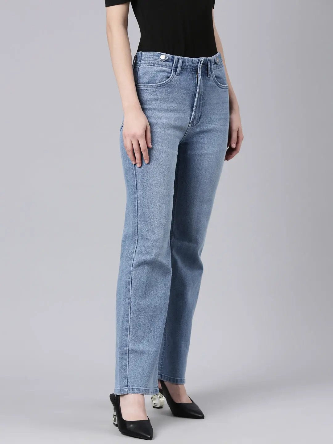 Women's Blue Solid Straight Fit Denim Jeans