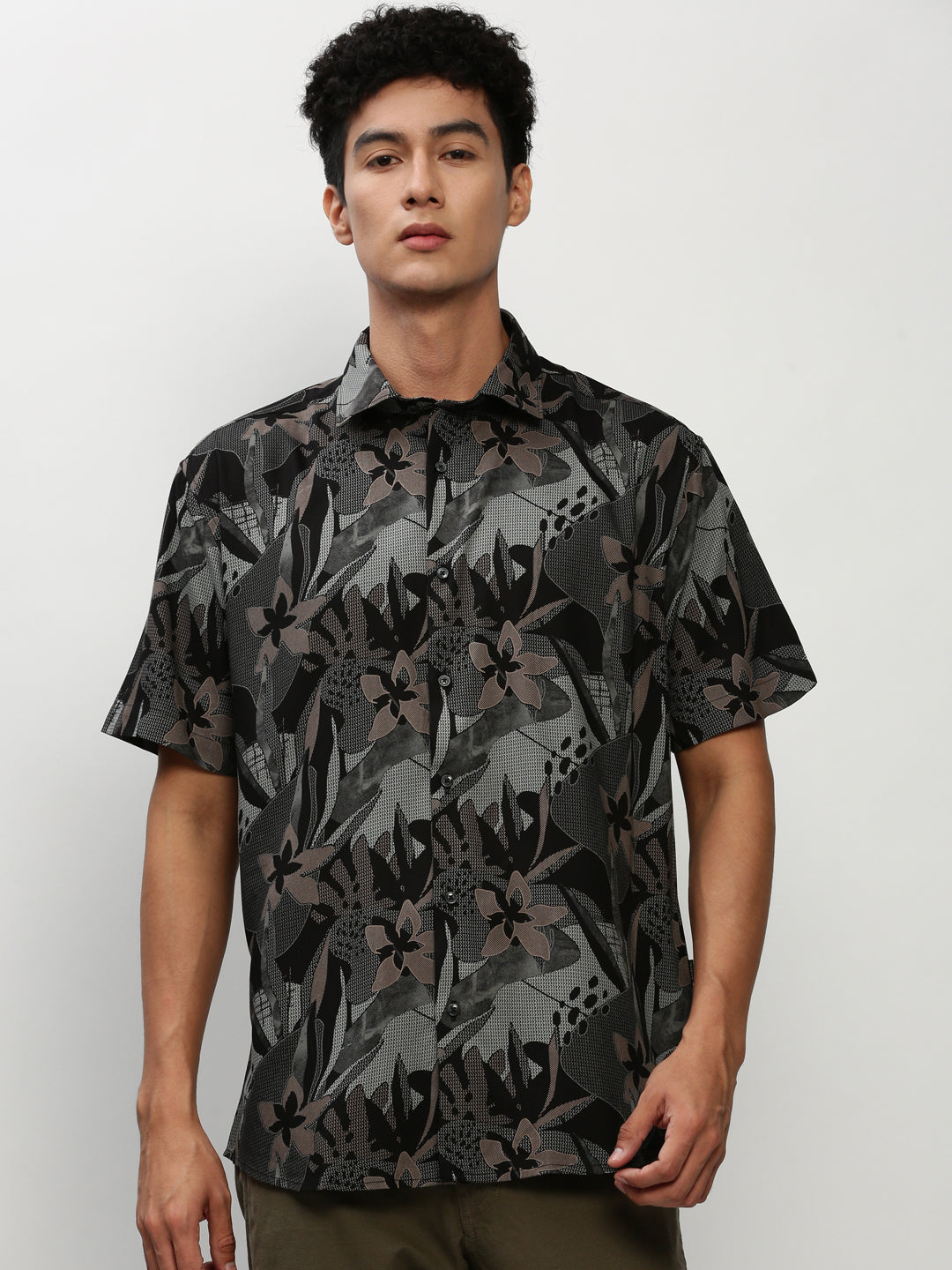 Men's Black Premium Slim Fit Floral Printed Twill Weave Cotton Casual Shirt