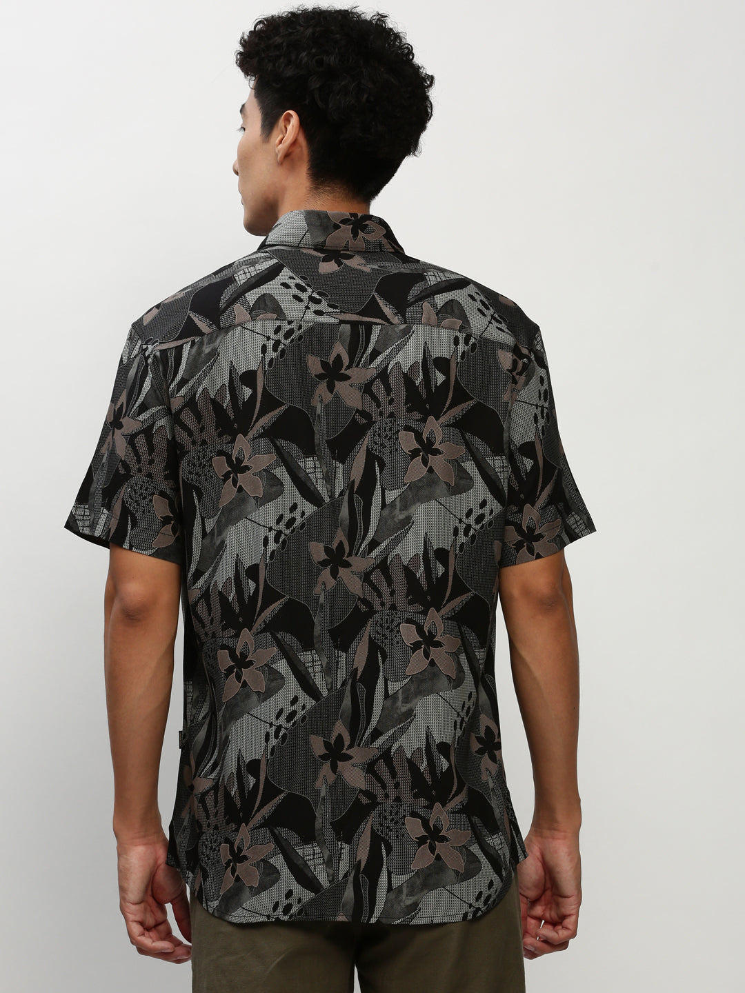 Men's Black Premium Slim Fit Floral Printed Twill Weave Cotton Casual Shirt