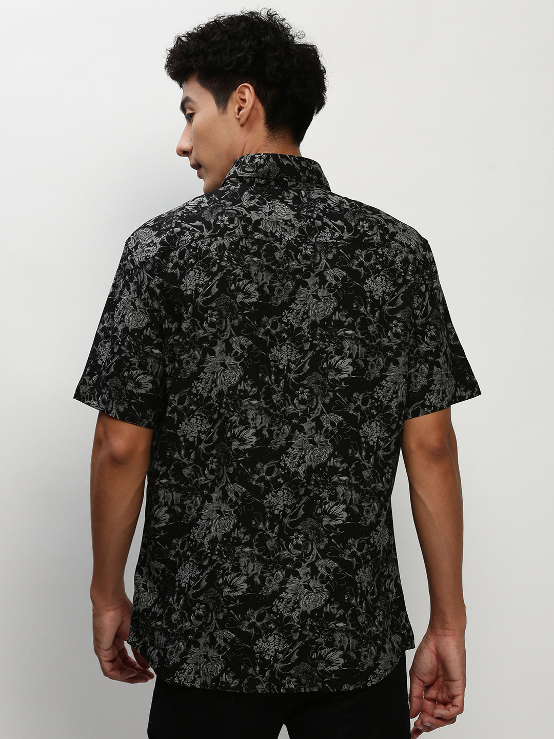 Men's Black Floral Casual Shirts