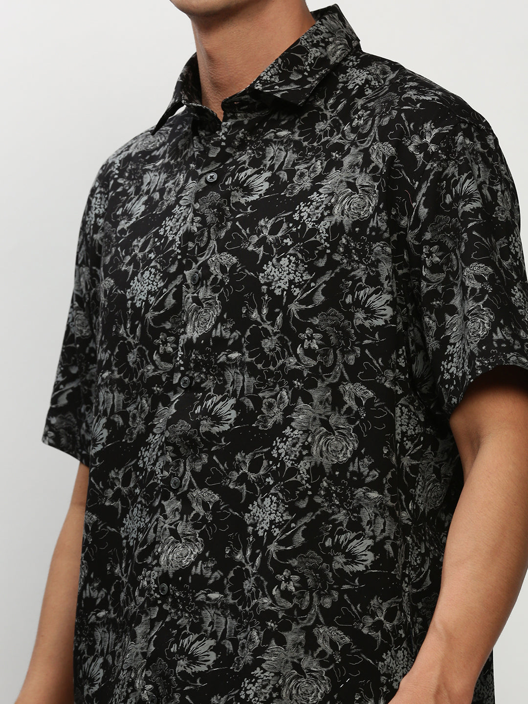 Men's Black Floral Casual Shirts
