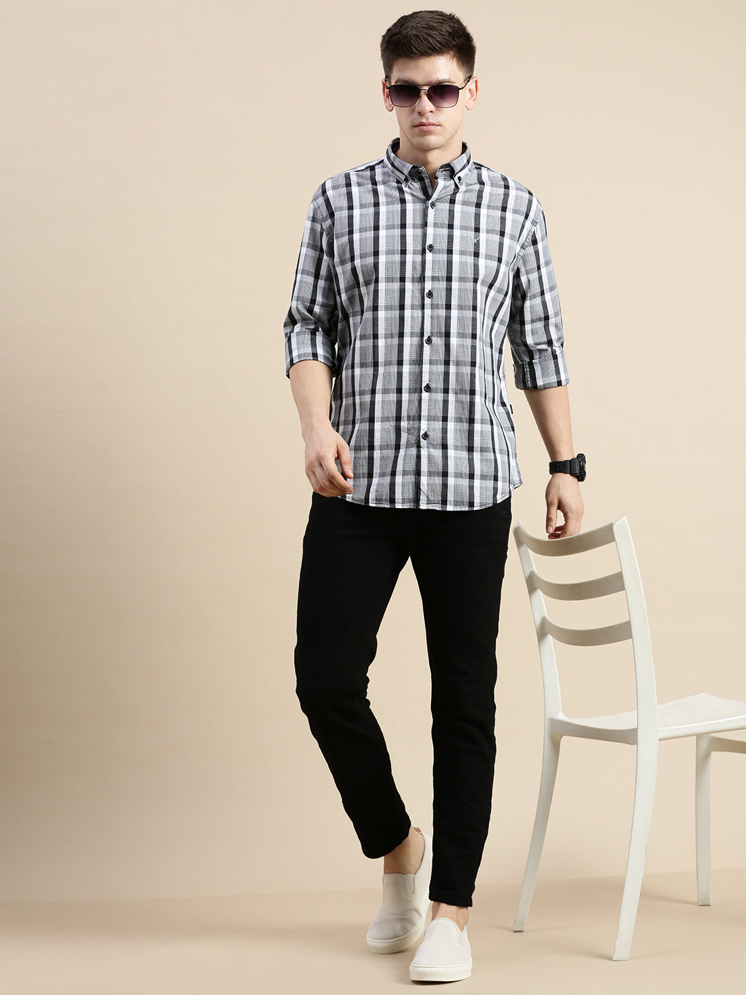 Men Grey Checked Casual Shirt