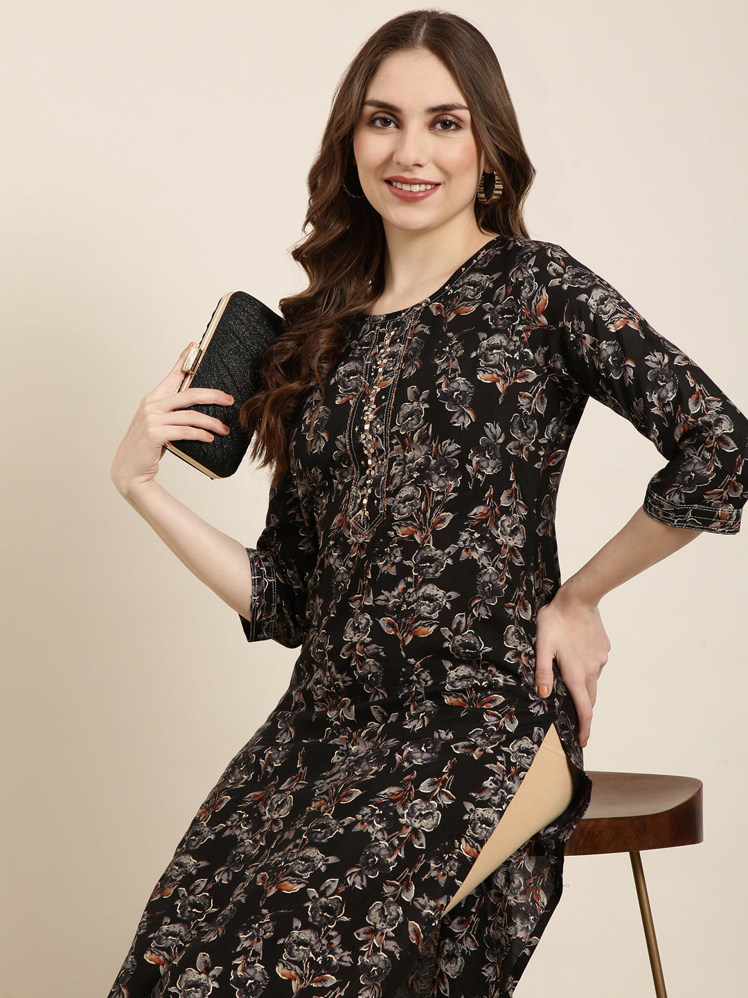 Women Straight Black Floral Kurta