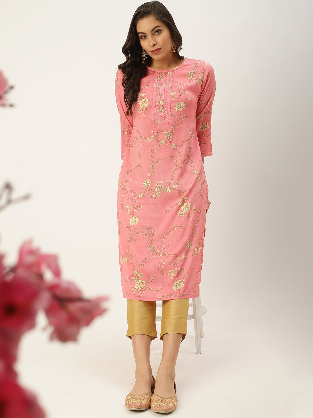 Women's Pink Printed Straight Kurtas