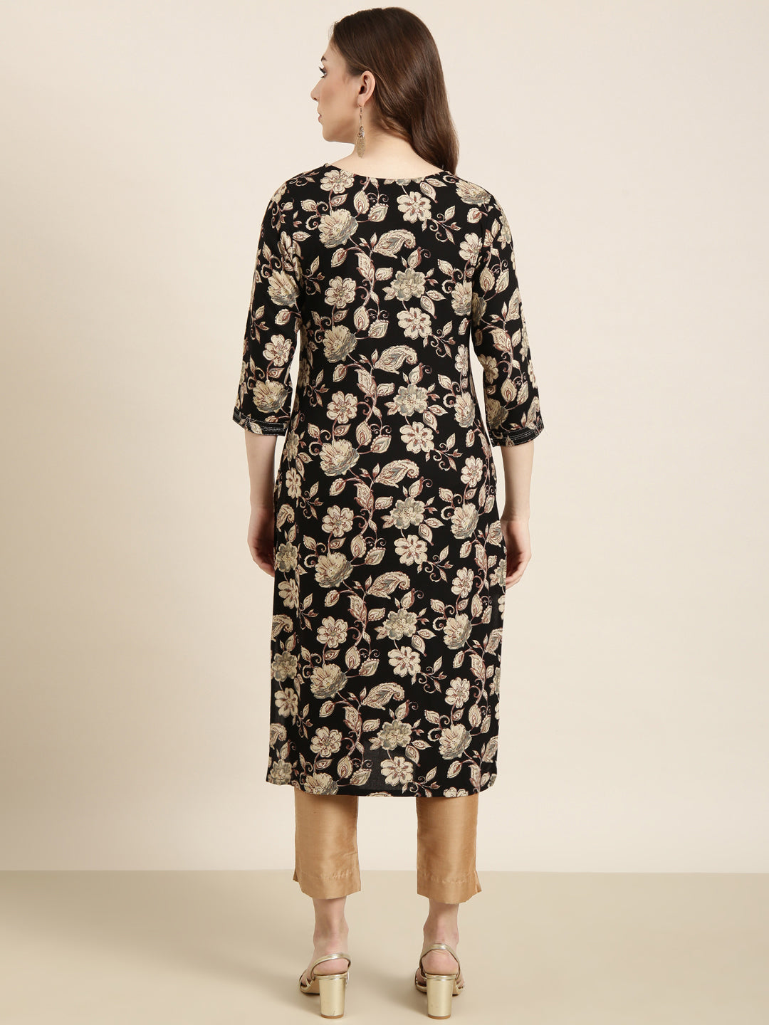 Women Straight Black Floral Kurta