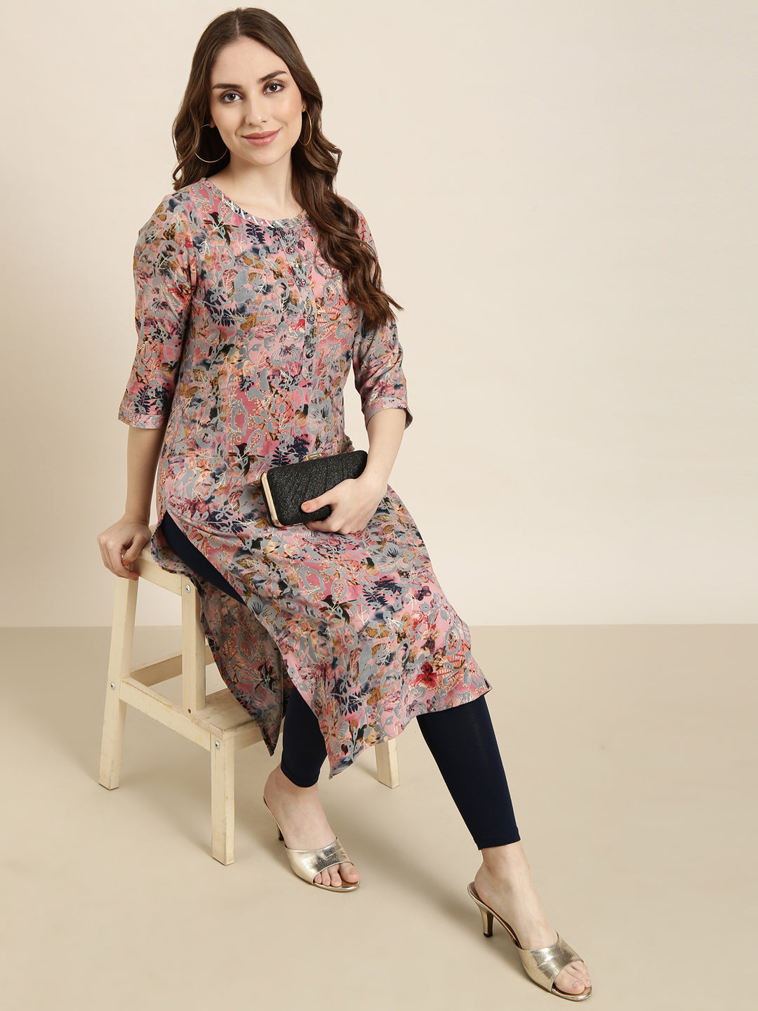 Women Straight Pink Floral Kurta