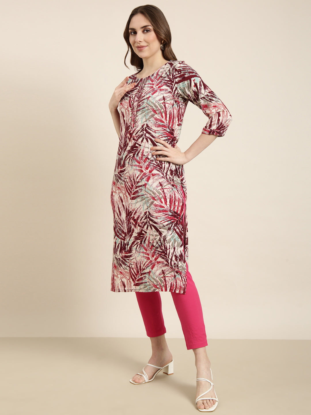 Women Straight Maroon Abstract Kurta