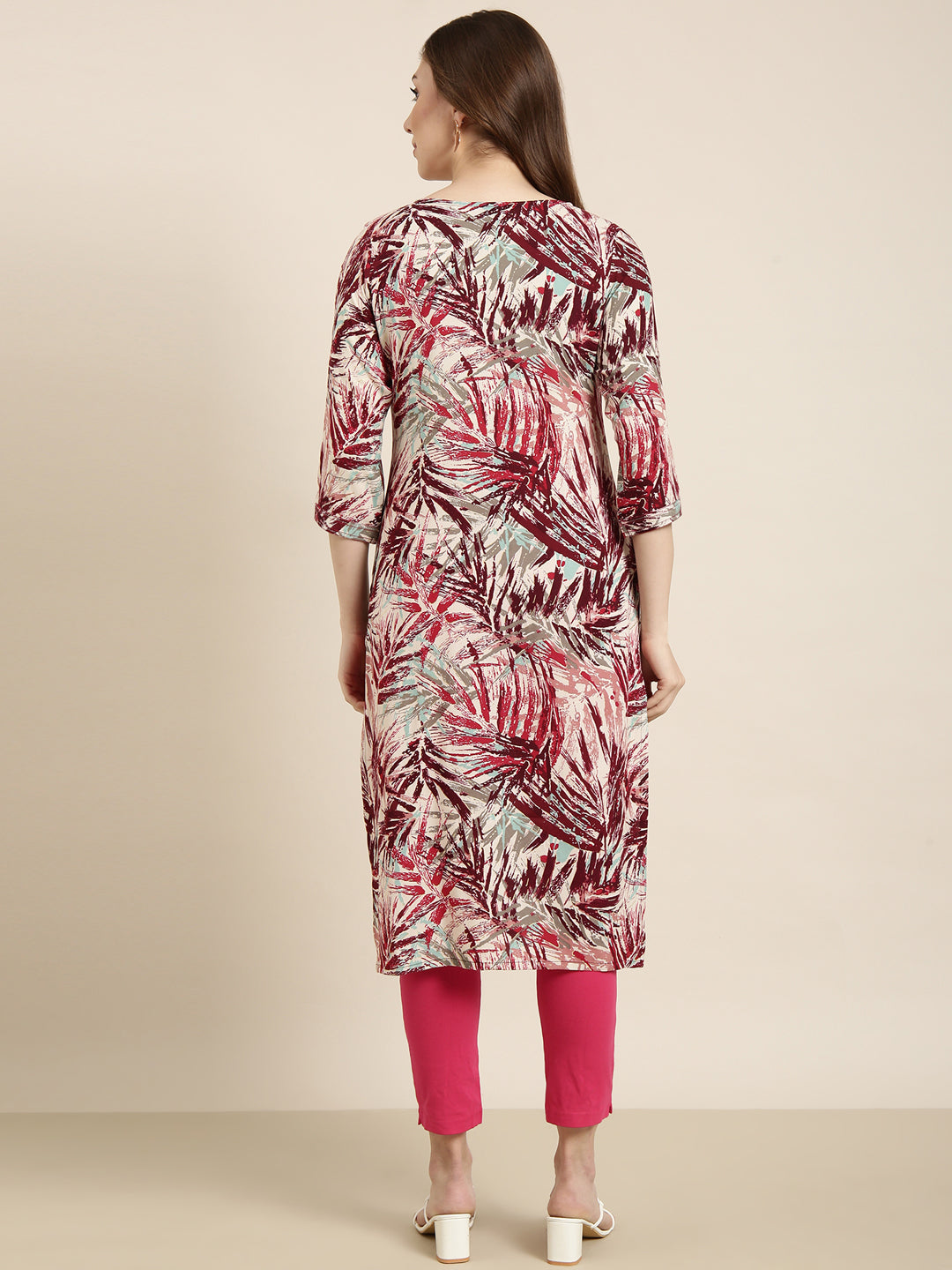 Women Straight Maroon Abstract Kurta