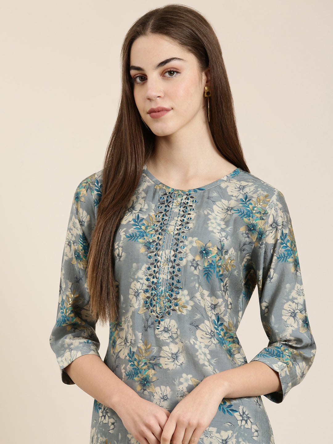 Women Grey Floral Straight Kurta