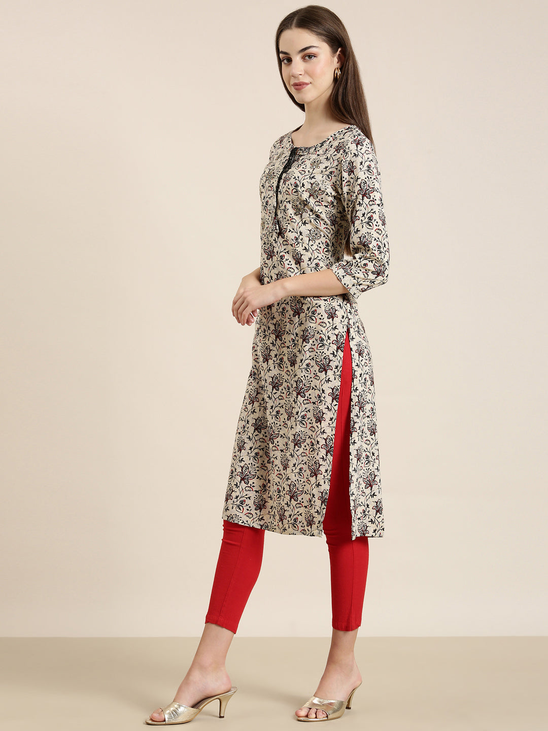 Women Cream Floral Straight Kurta