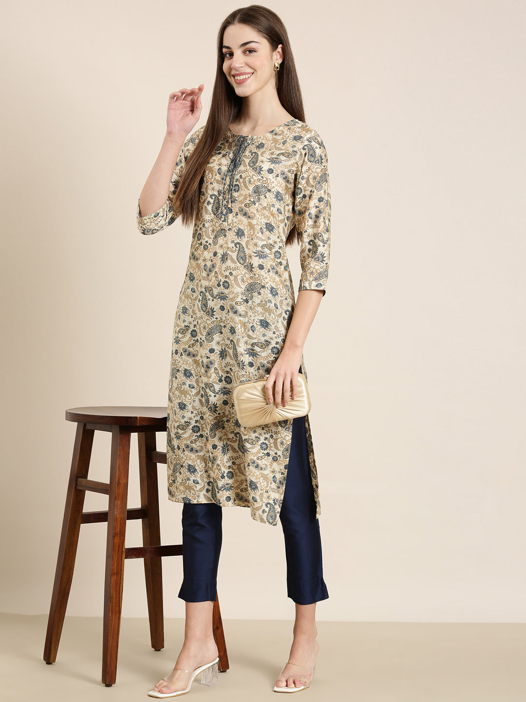 Women Cream Paisley Straight Kurta