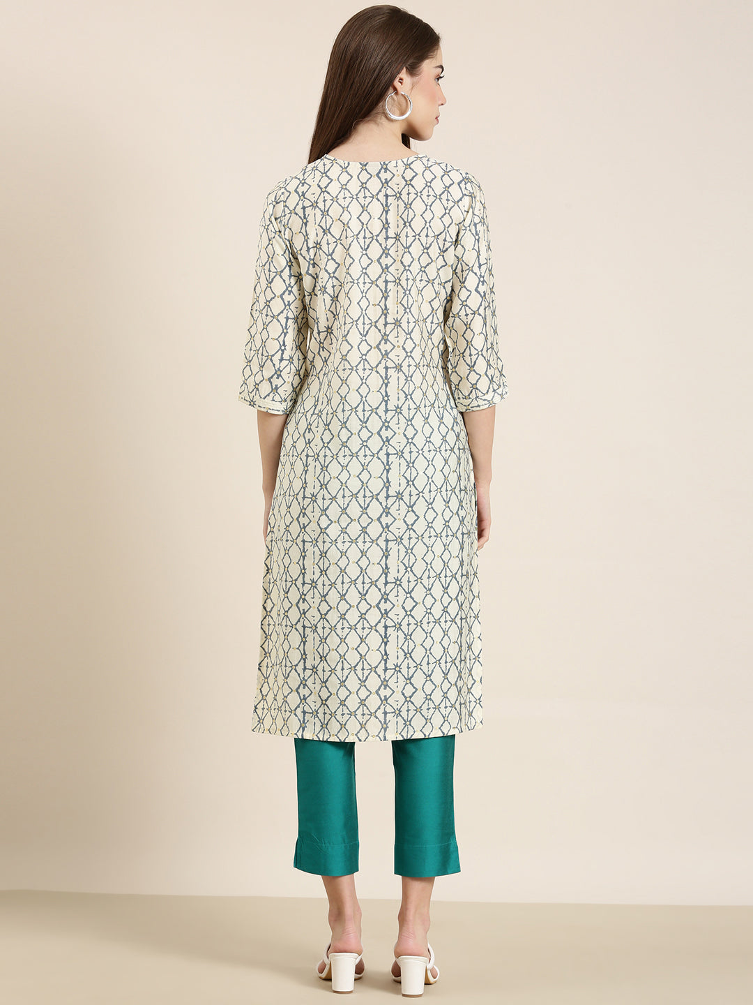 Women's Cream Geometrical Straight Kurta