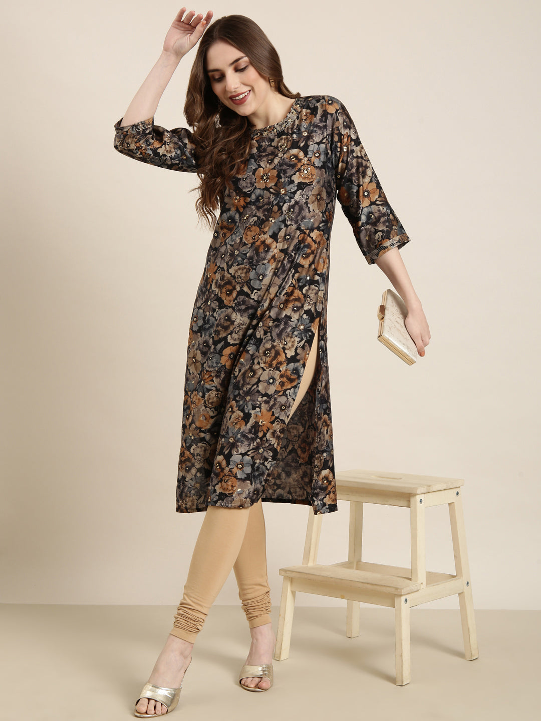 Women Straight Black Floral Kurta