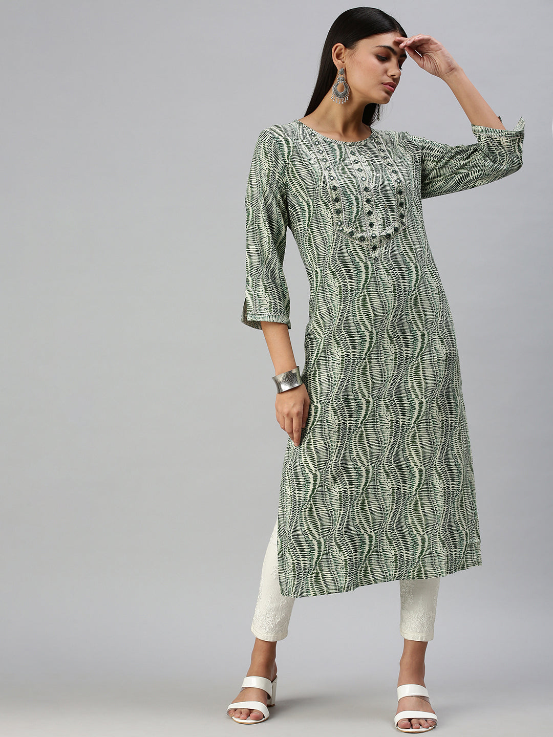 Women's Beige Printed Straight Kurta