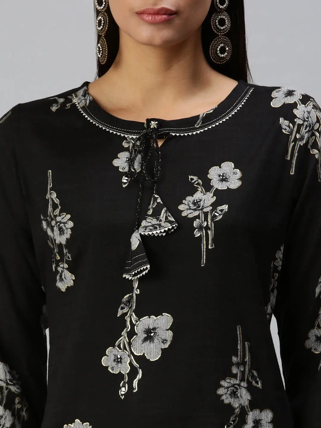 Women's Black Printed Straight Kurta