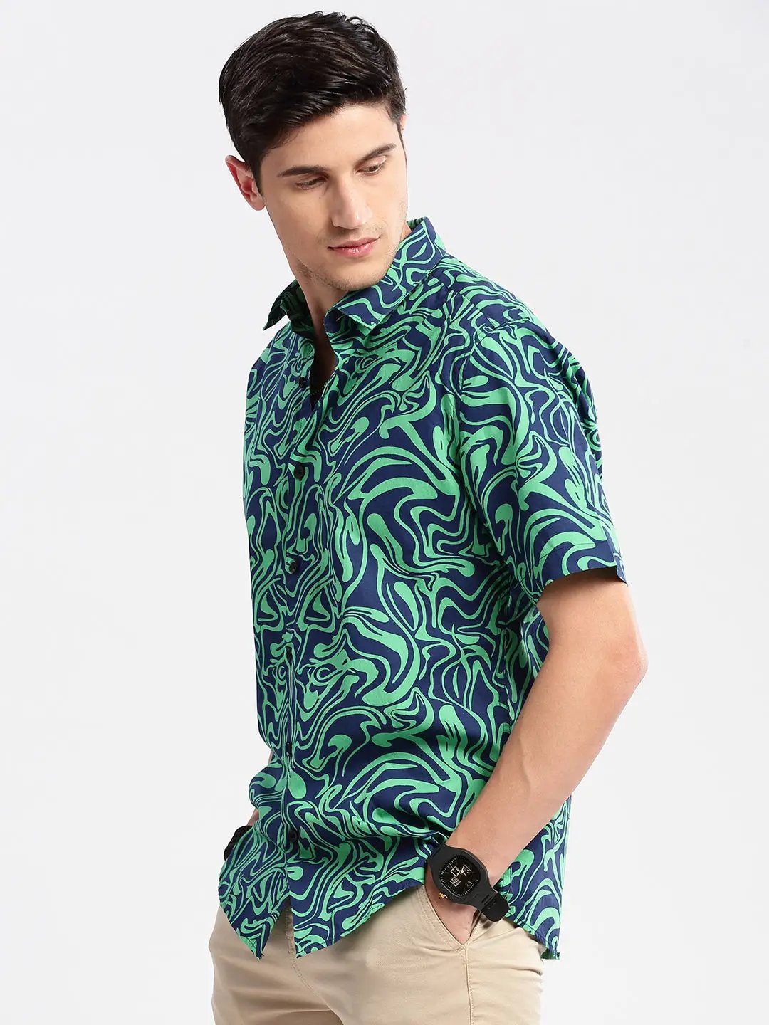 Men's Green Standard Slim Fit Abstract Printed Cotton Shirt