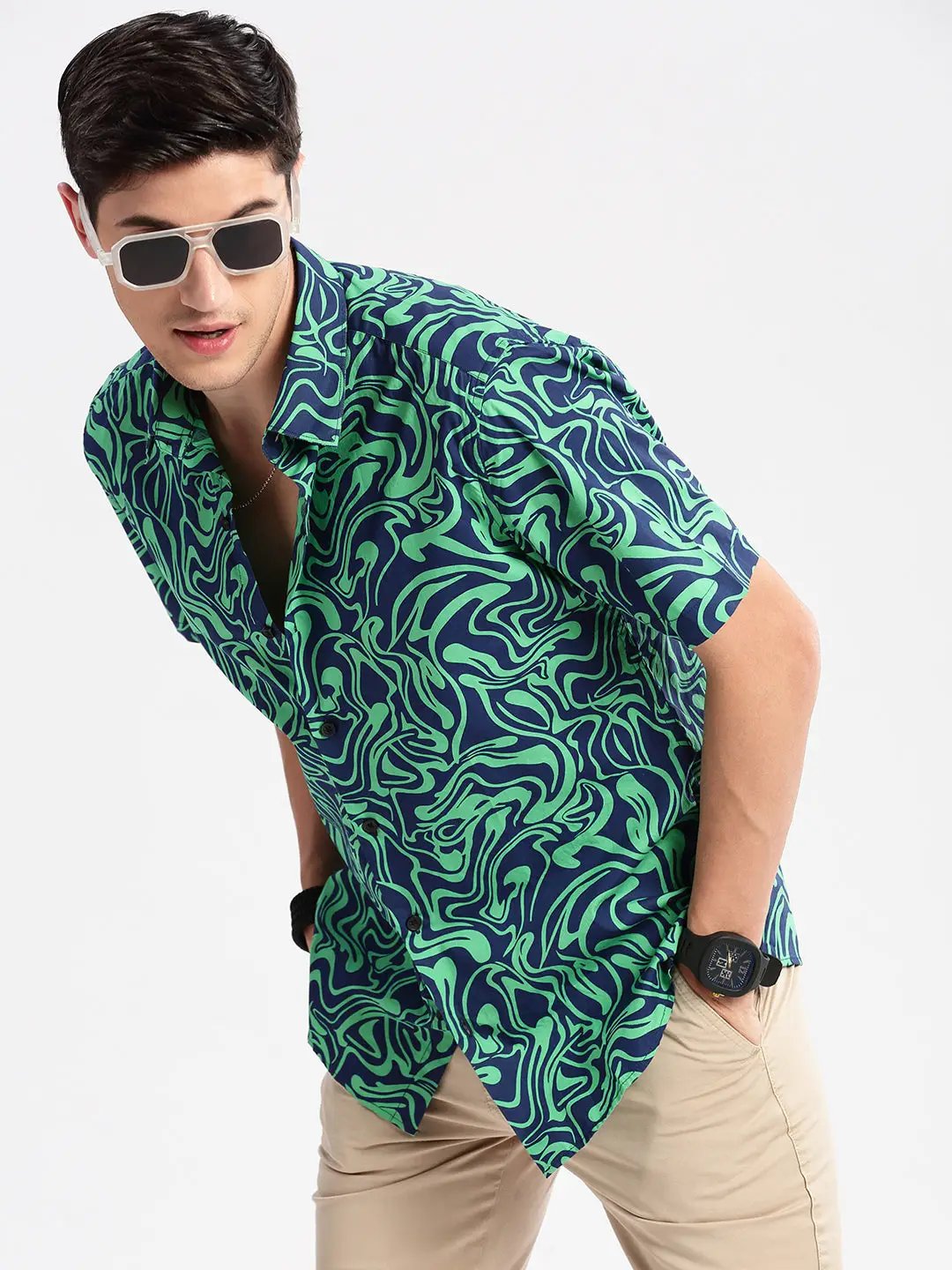 Men's Green Standard Slim Fit Abstract Printed Cotton Shirt