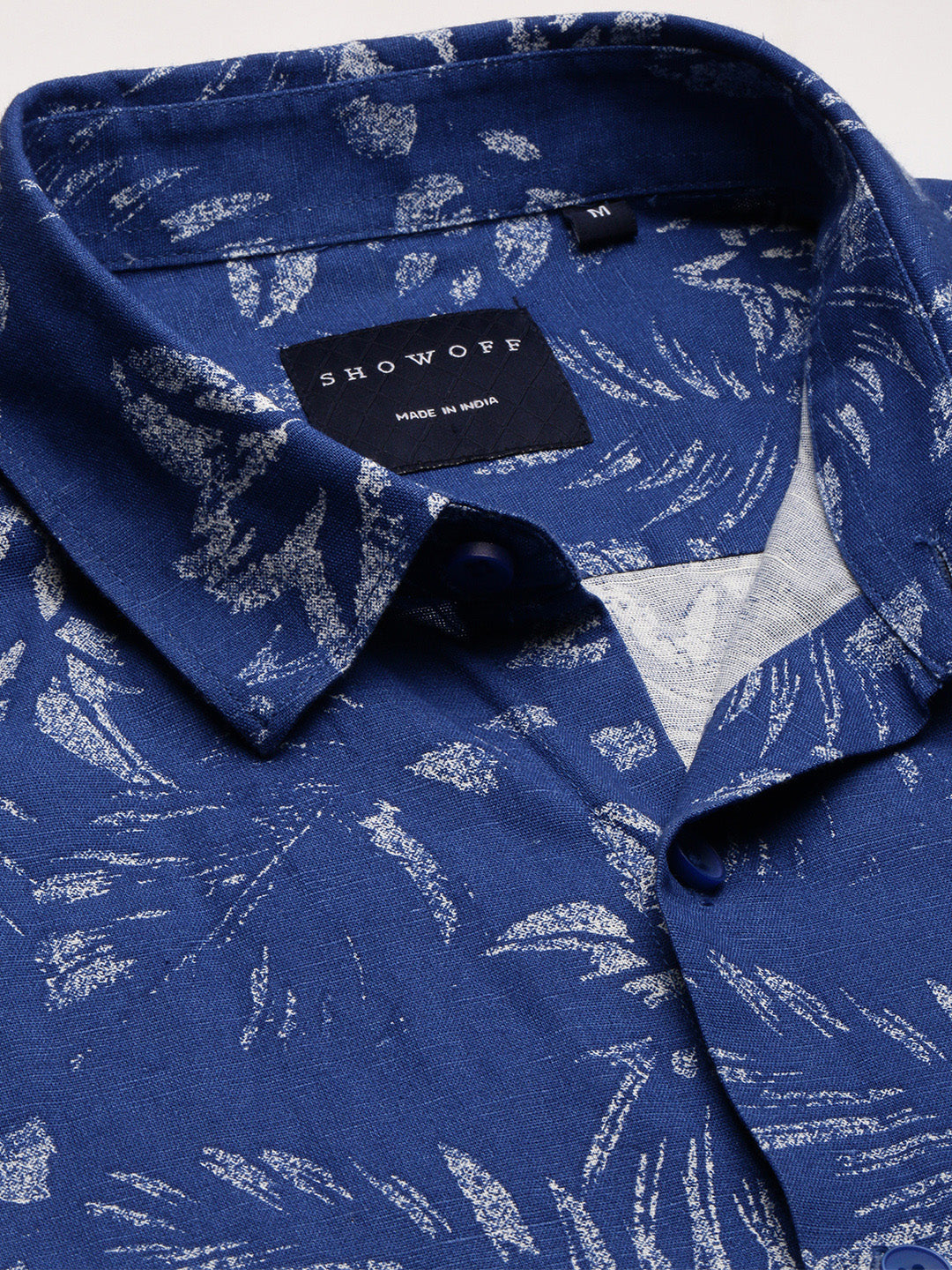 Men's Blue Standard Slim Fit Floral Printed Spread Collar Chambray Cotton Casual Shirt