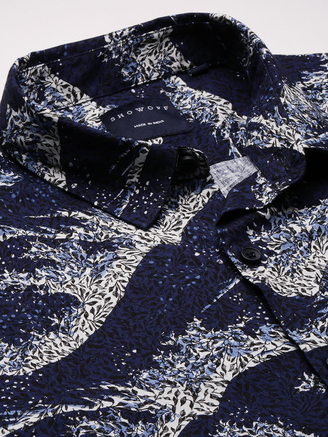 Men's Navy Blue Standard Slim Fit Printed Cotton Casual Shirt