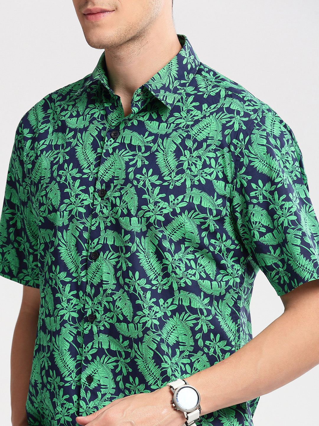 Men's Green Standard Slim Fit Floral Printed Cotton Casual Shirt