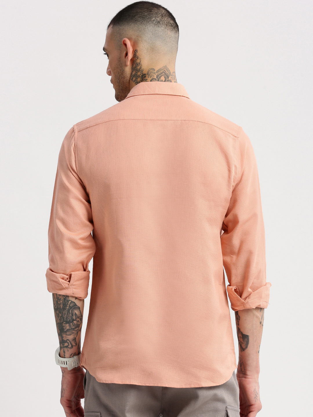 Men Spread Collar Solid Peach Casual Shirt