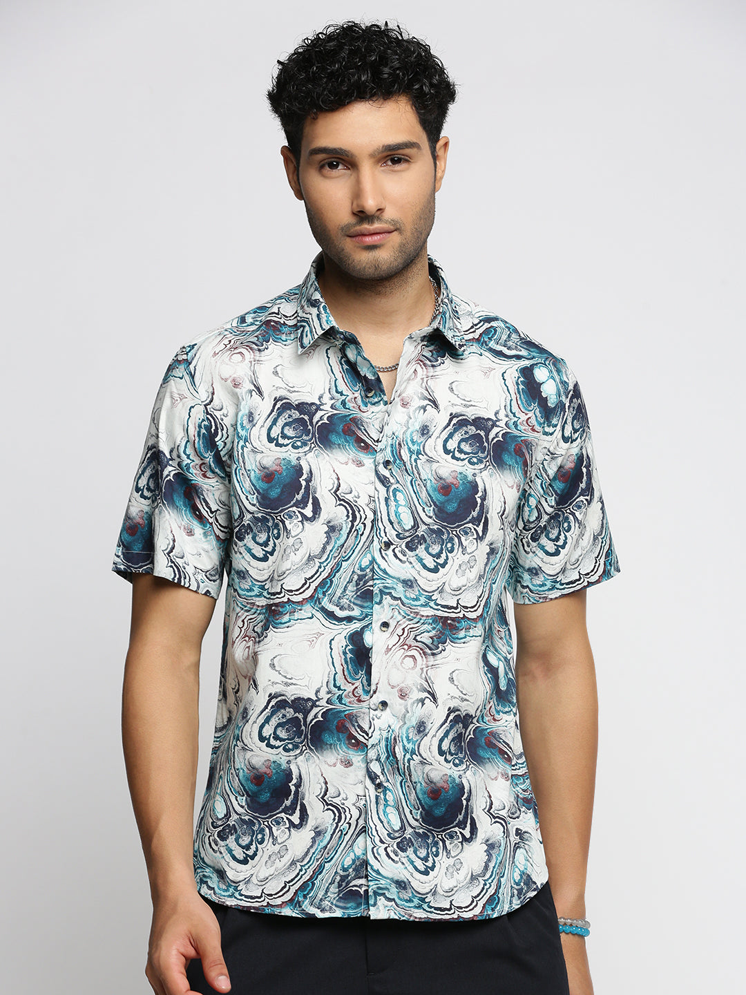 Men Blue Spread Collar Abstract Shirt