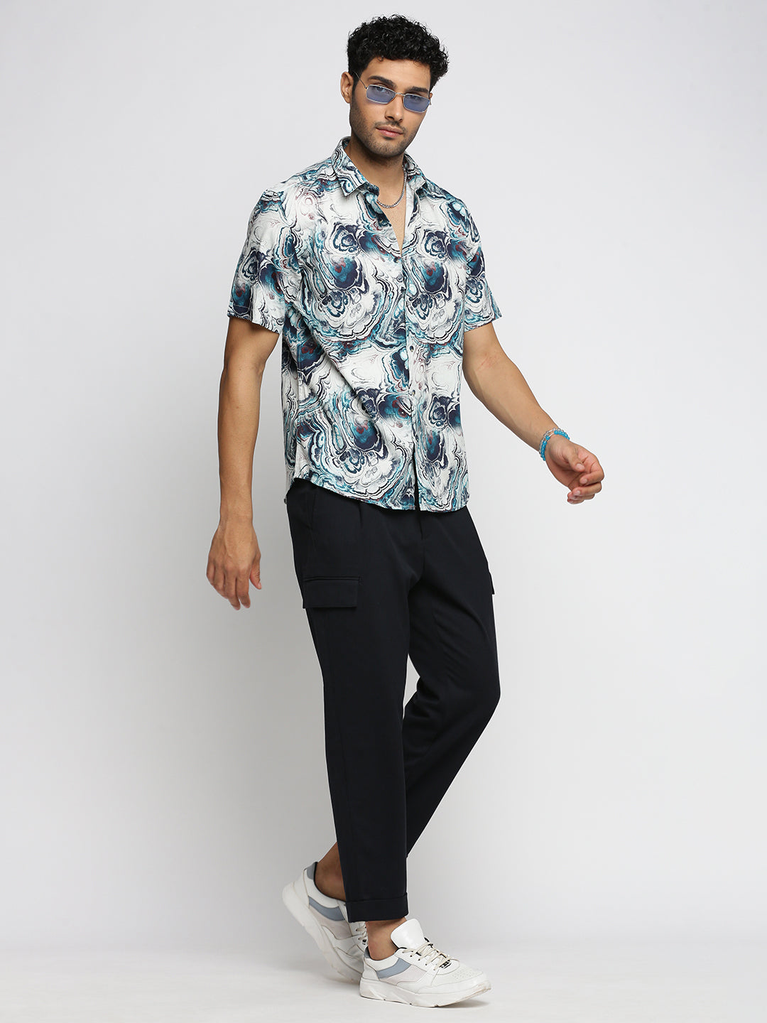 Men Blue Spread Collar Abstract Shirt