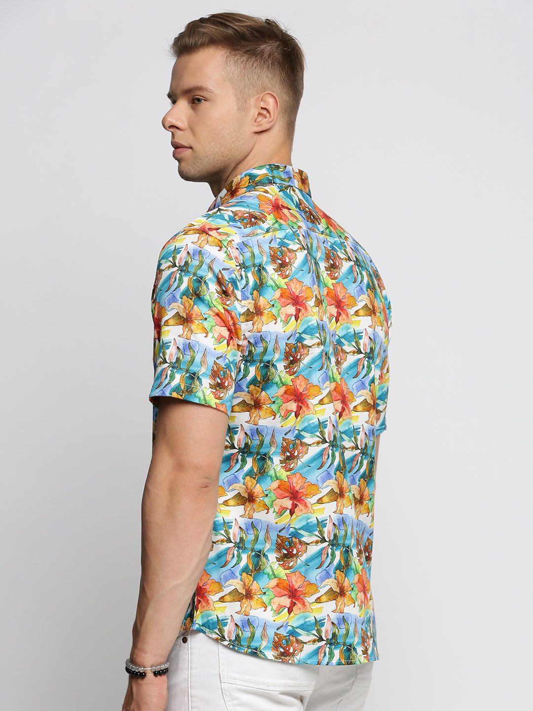 Men Blue Spread Collar Floral Shirt