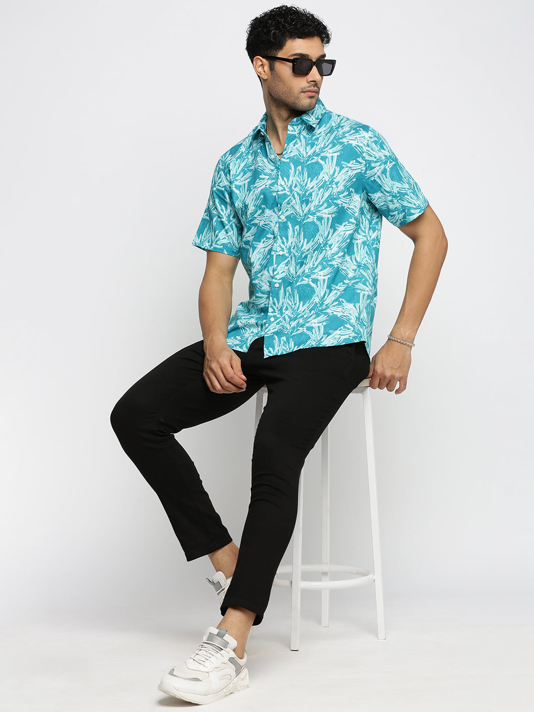 Men Turquoise Blue Spread Collar Abstract Shirt