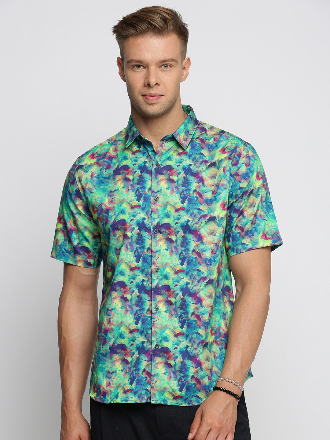 Men Spread Collar Abstract Green Slim Fit Shirt