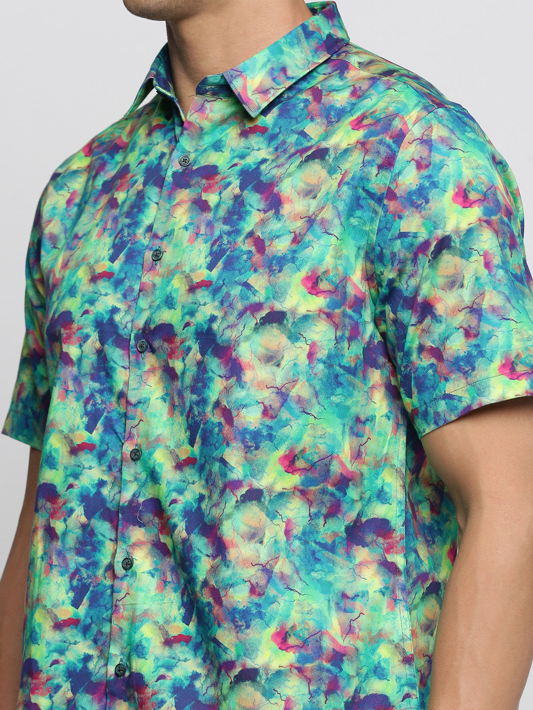 Men Spread Collar Abstract Green Slim Fit Shirt