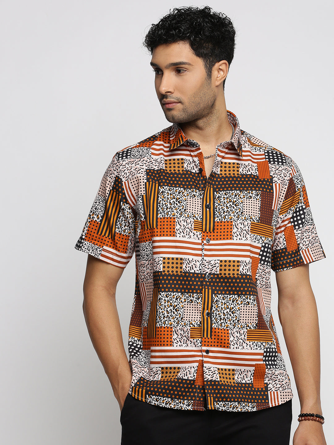 Men Rust Spread Collar Abstract Shirt