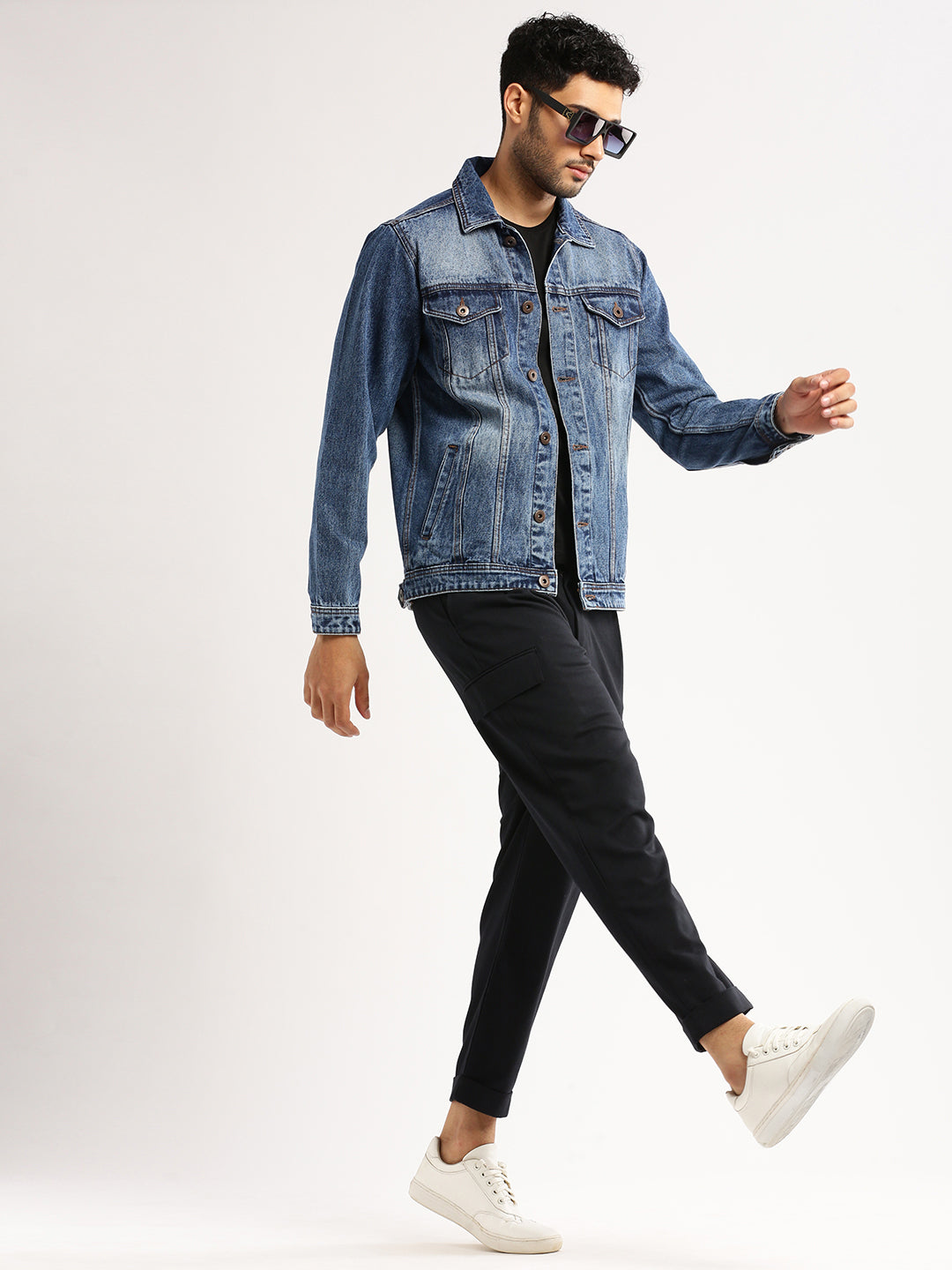 Men Blue Spread Collar Solid Denim Jacket