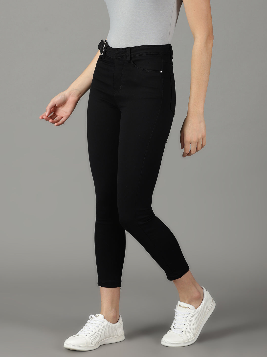 Women's Black Solid Slim Fit Denim Jeans