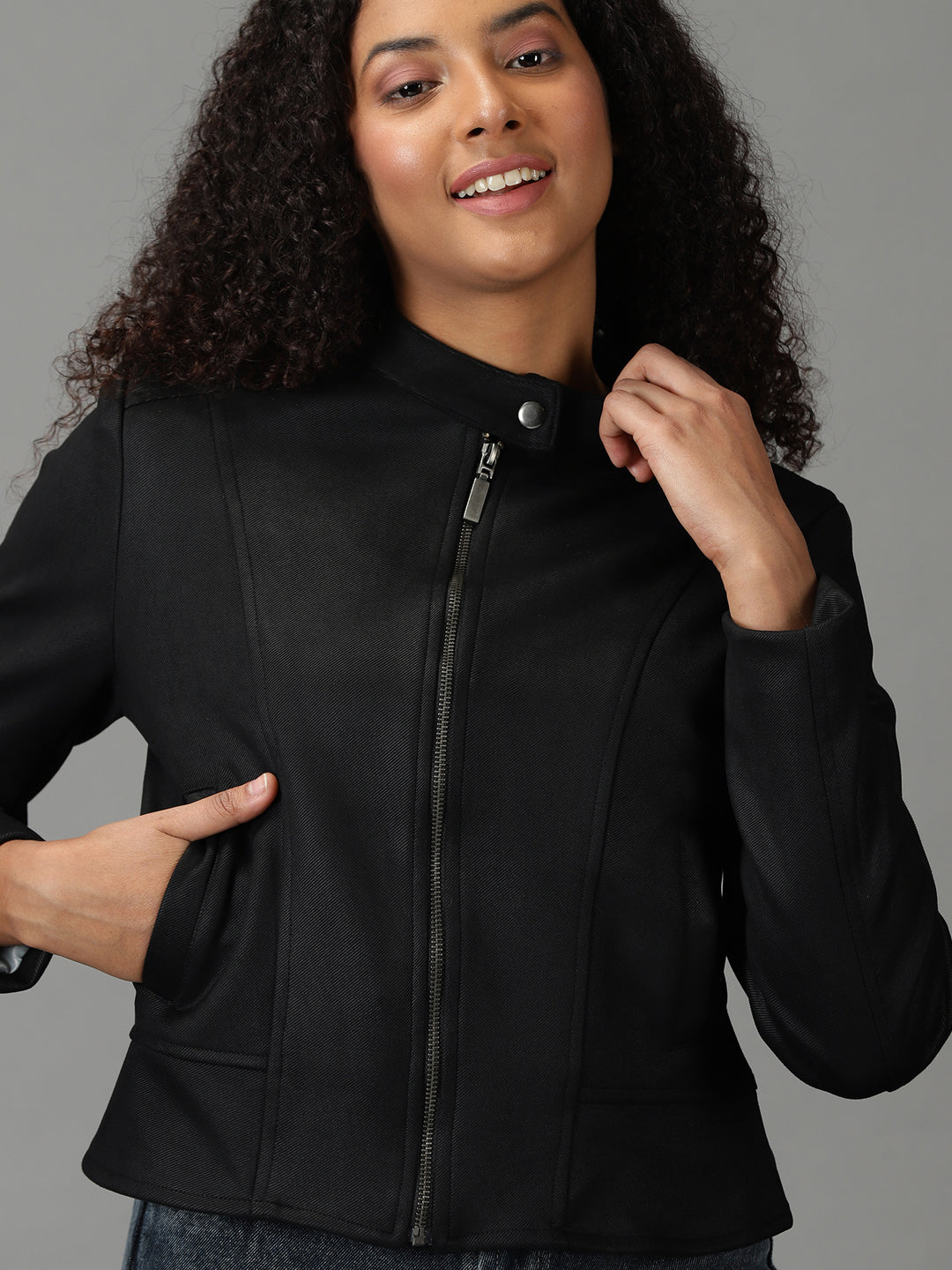 Women's Black Solid Open Front Jacket