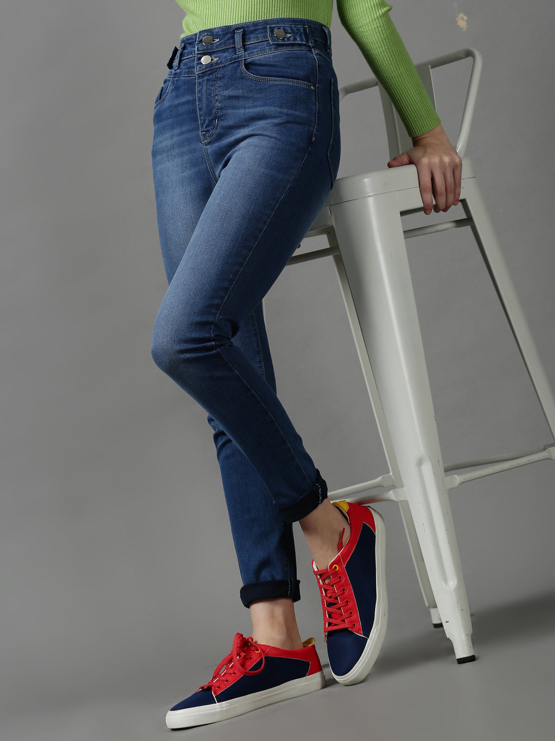 Women's Blue Solid Slim Fit Denim Jeans