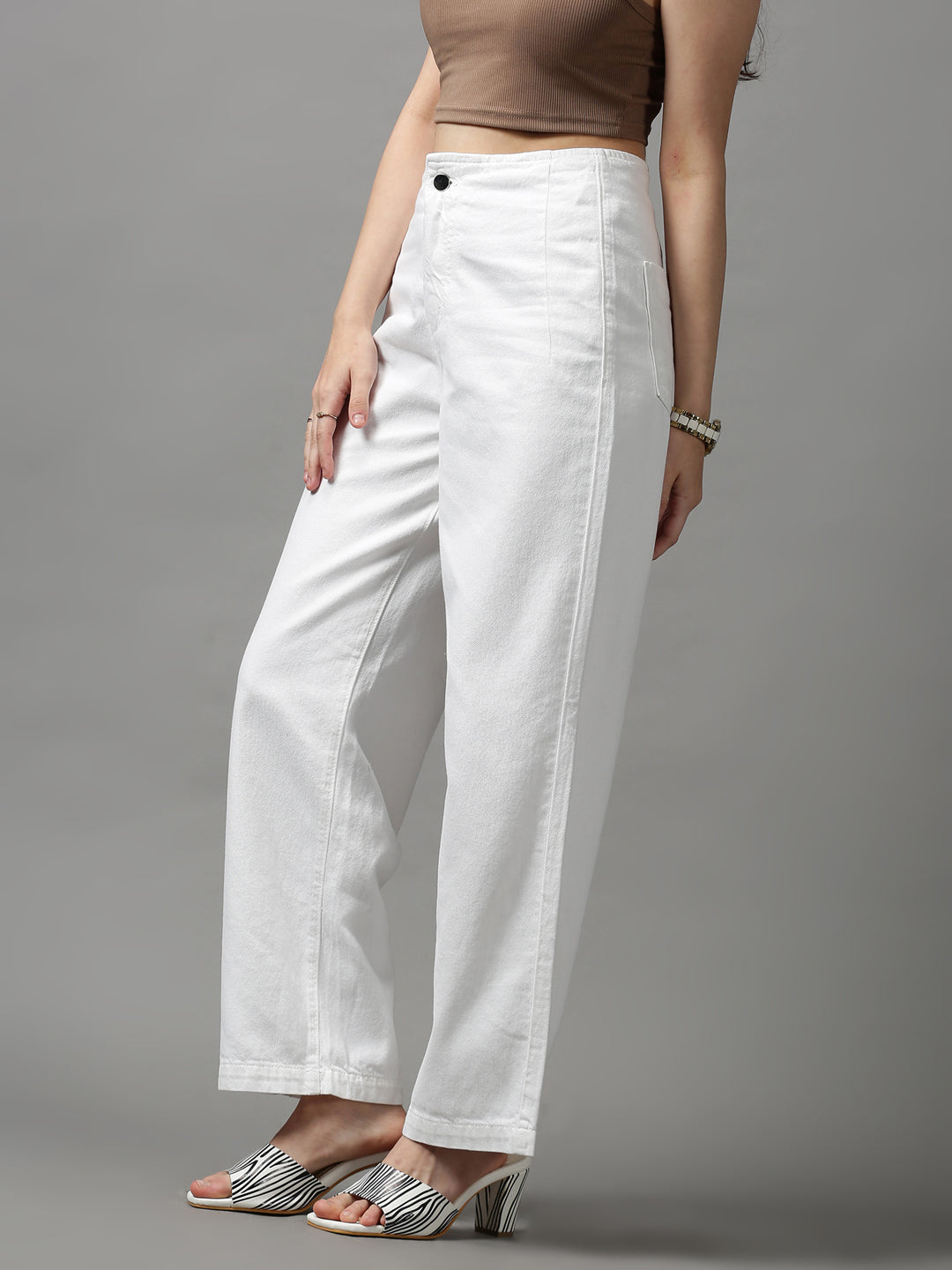 Women's White Solid Straight Fit Denim Jeans