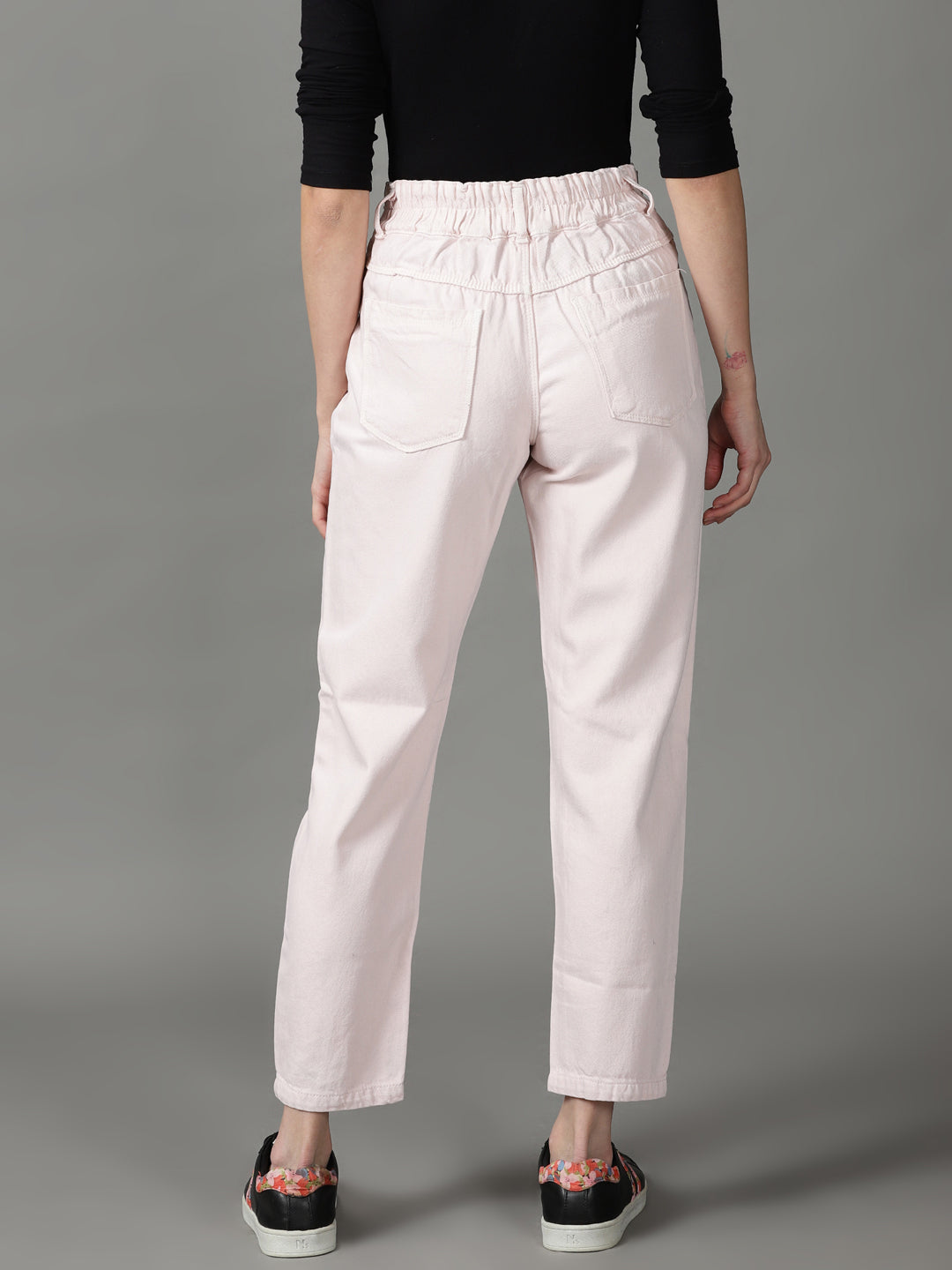 Women's Peach Solid Relaxed Fit Denim Jeans