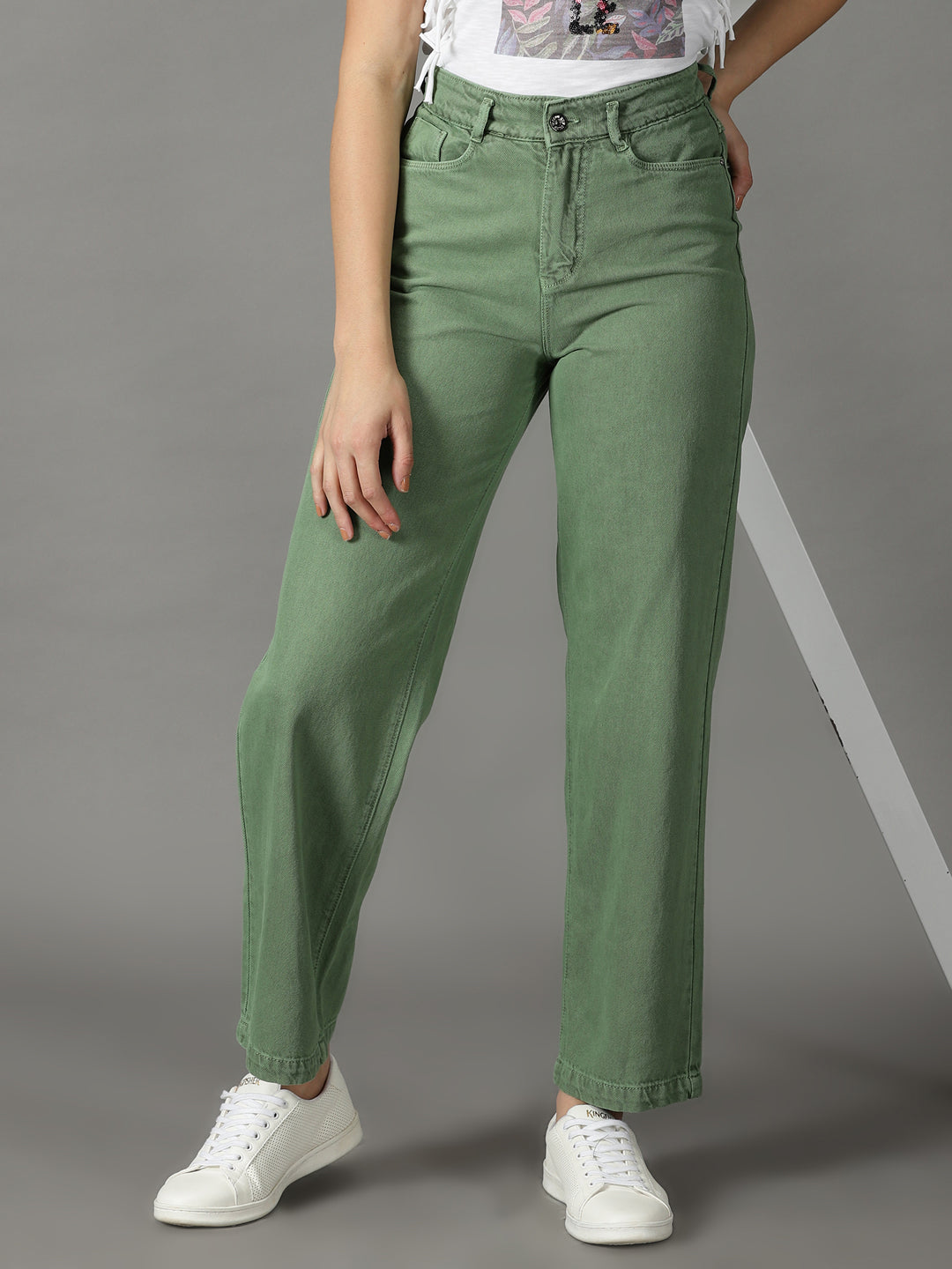 Women's Green Solid Straight Fit Denim Jeans