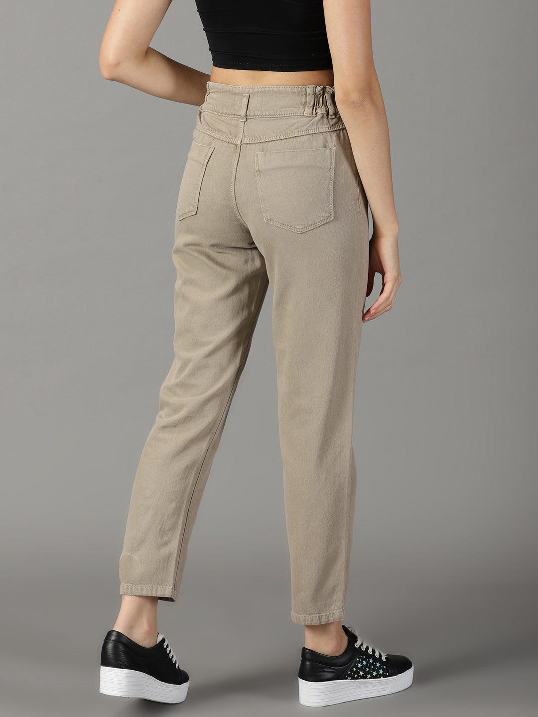 Women's Taupe Solid Relaxed Fit Denim Jeans