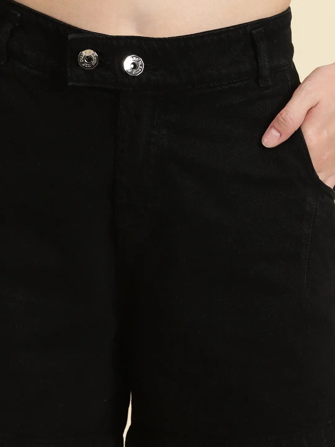 Women's Black Solid Denim Shorts