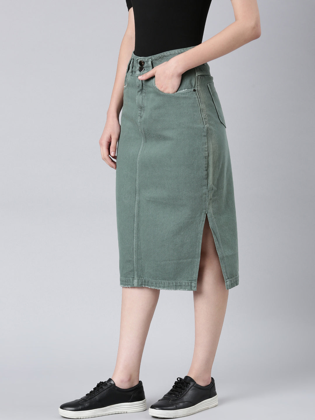 Women's Green Solid Pencil Skirt