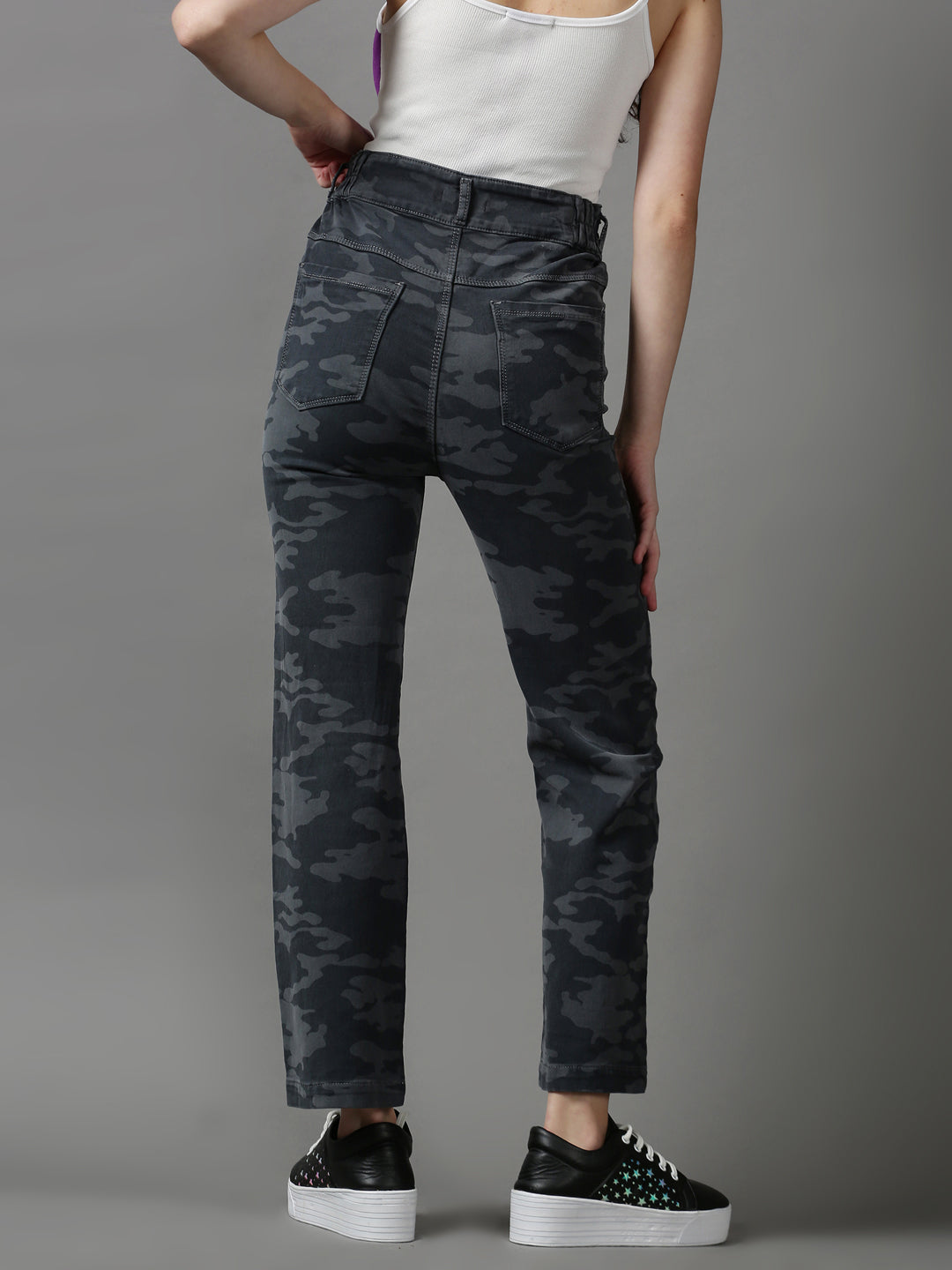 Women's Grey Solid Fit Denim Jeans