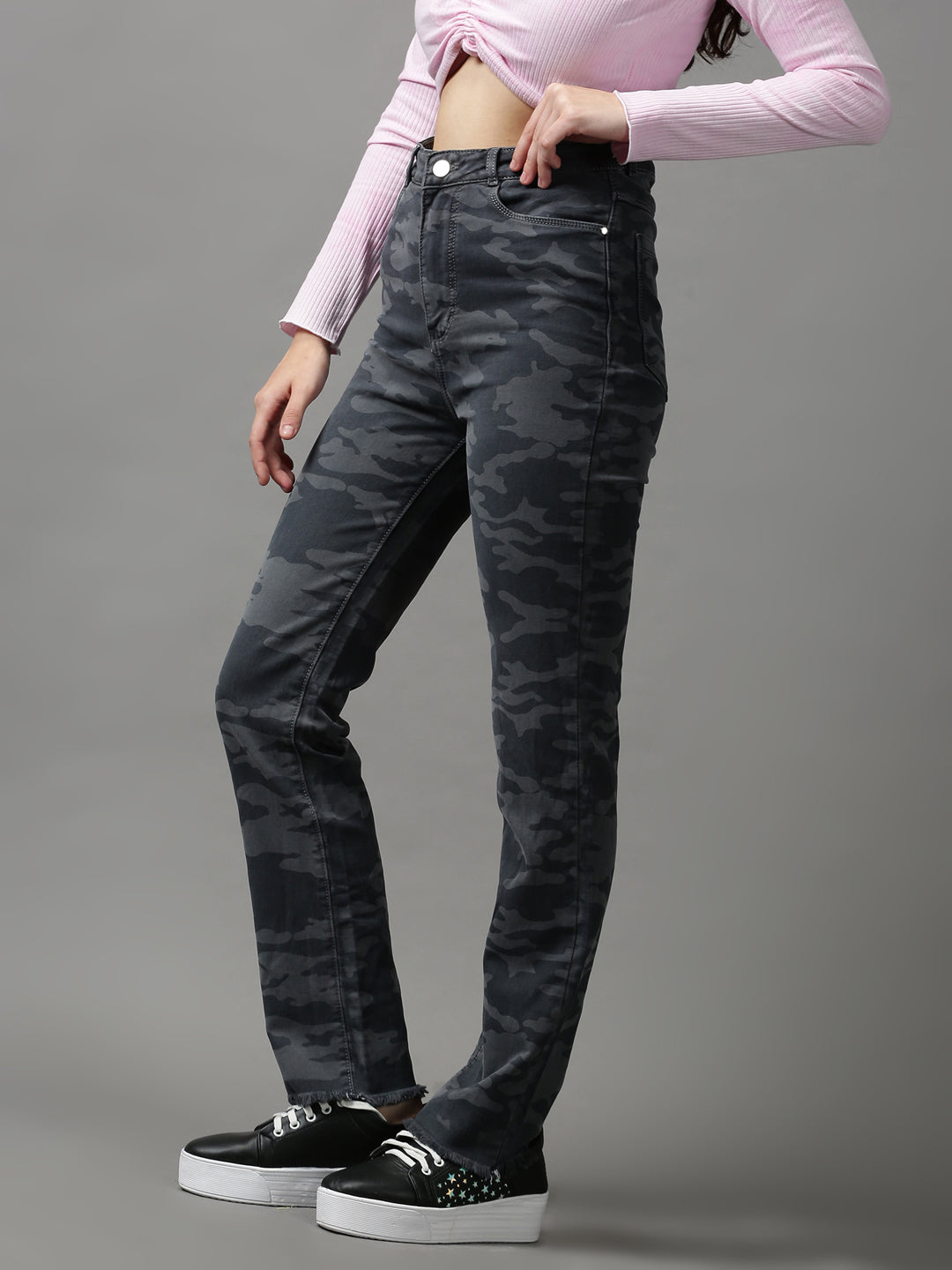 Women's Grey Solid Fit Denim Jeans