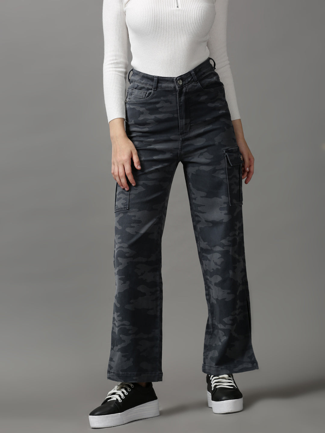 Women's Grey Solid Wide Leg Denim Jeans