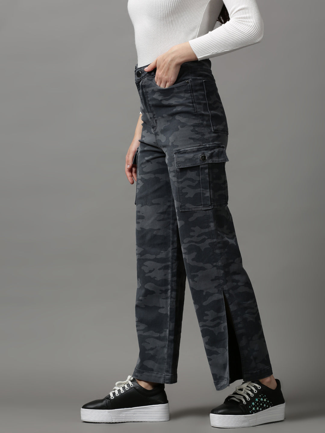 Women's Grey Solid Wide Leg Denim Jeans