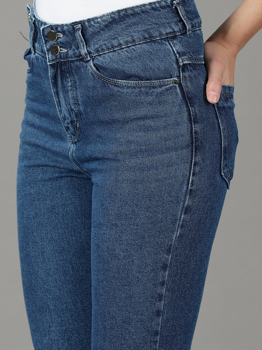 Women's Navy Blue Solid Relaxed Fit Denim Jeans