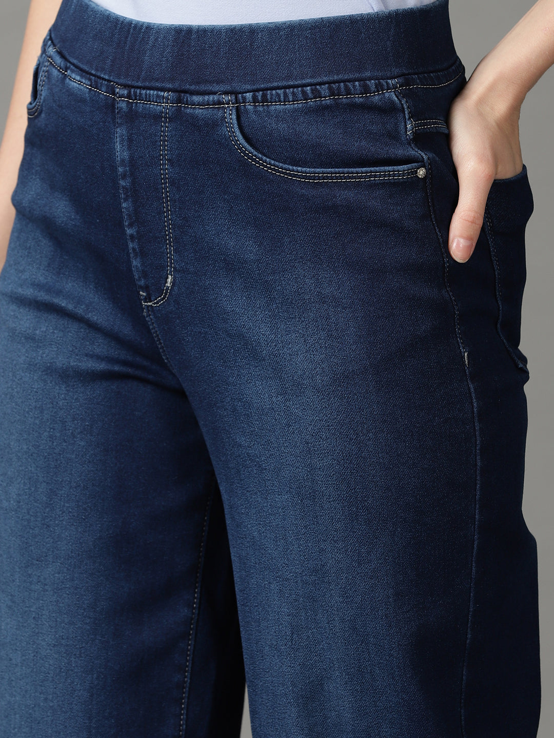 Women's Navy Blue Straight Fit High-Rise Light Fade Stretchable Cotton Jeans