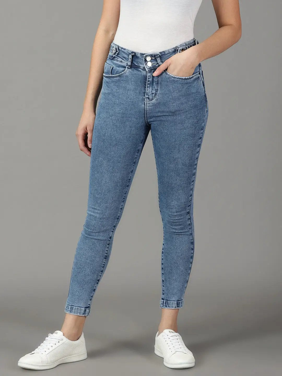 Women's Blue Solid Slim Fit Denim Jeans