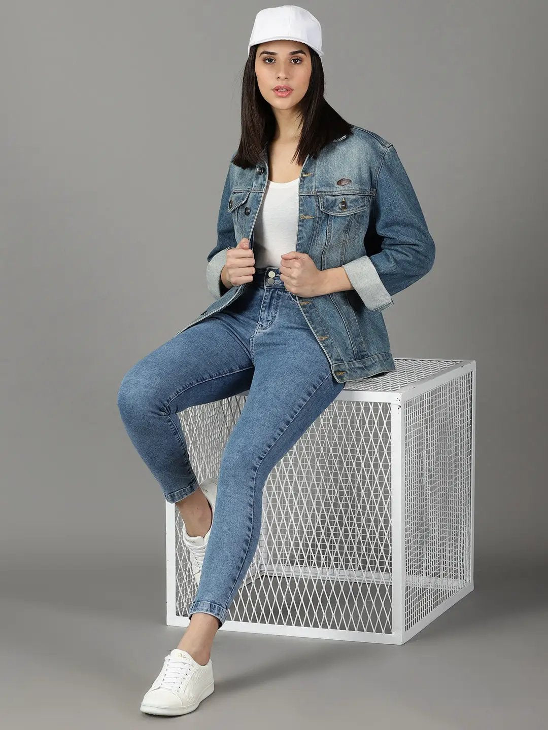 Women's Blue Solid Slim Fit Denim Jeans